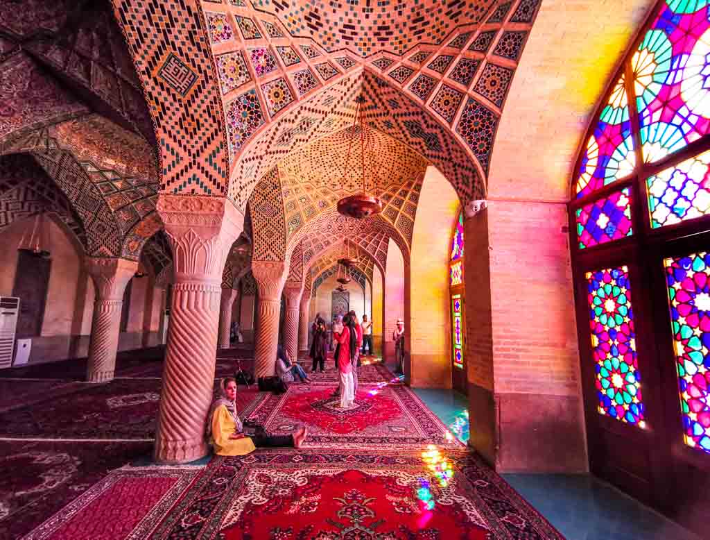 can u travel to iran